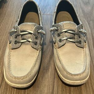 Light grey, Cream & silver sparkle sperry top siders. Size USA 7W